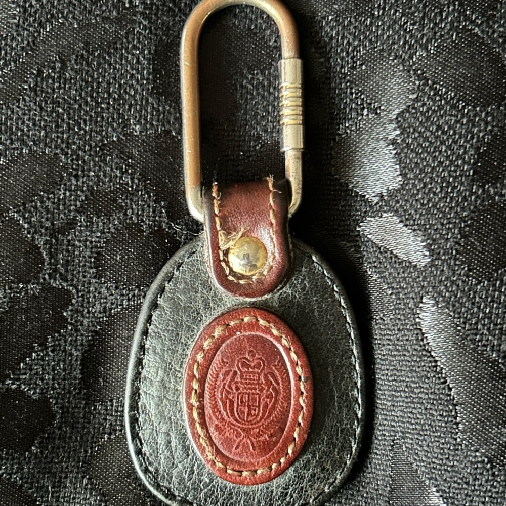 Vintage Liz Claiborne Black and Brown Leather Keychain